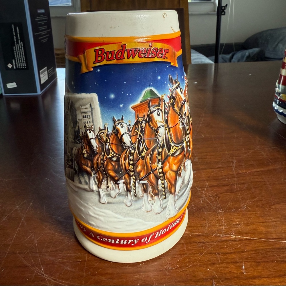1999 Budweiser Holiday Stein “A Century of Tradition” CS389 - Ceramarte Brazil